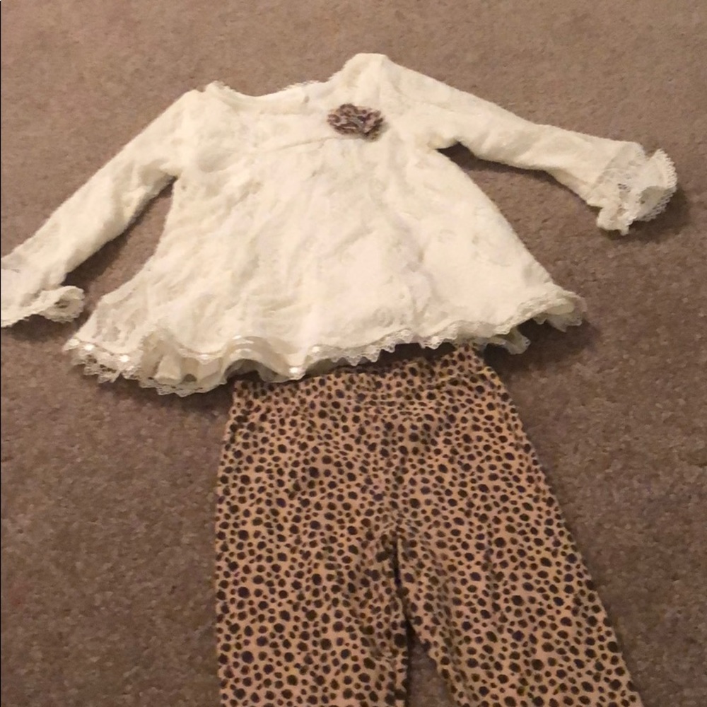 24M Lace Top and Leopard Pants Set